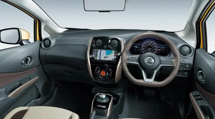 Interior of Nissan Note-e-power 2022