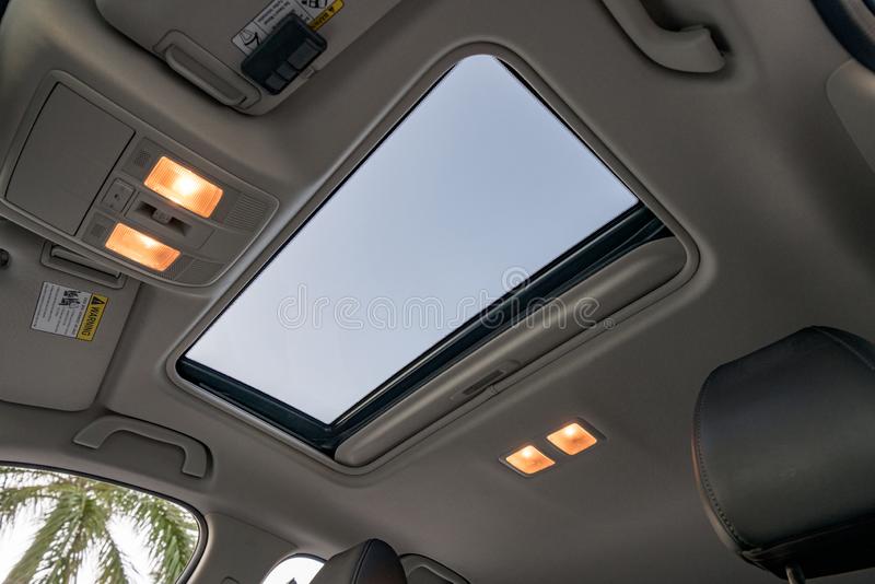 Sunroof Advantages and Disadvantages